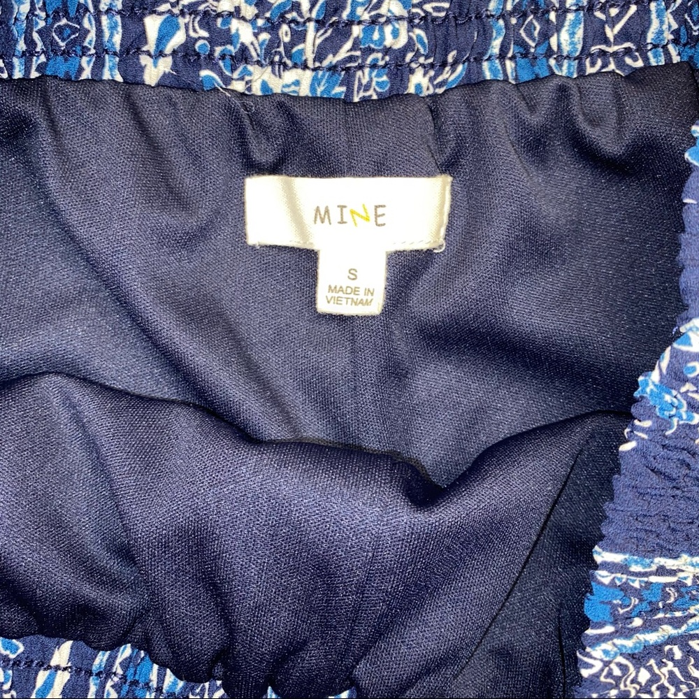 Patterned Shorts - Picture 2 of 3